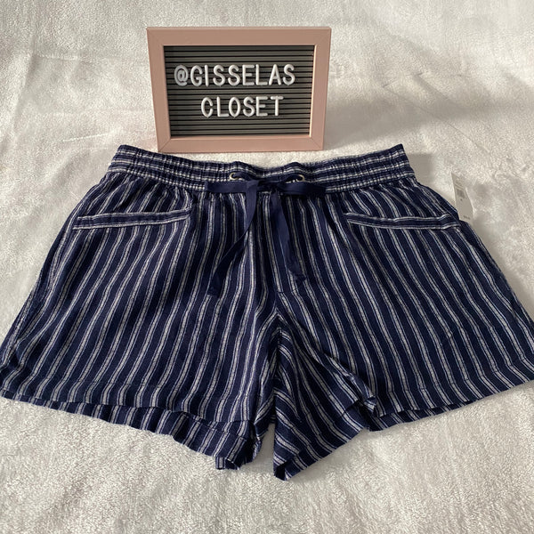 GAP Pull-On Shorts in Linen Cotton Small