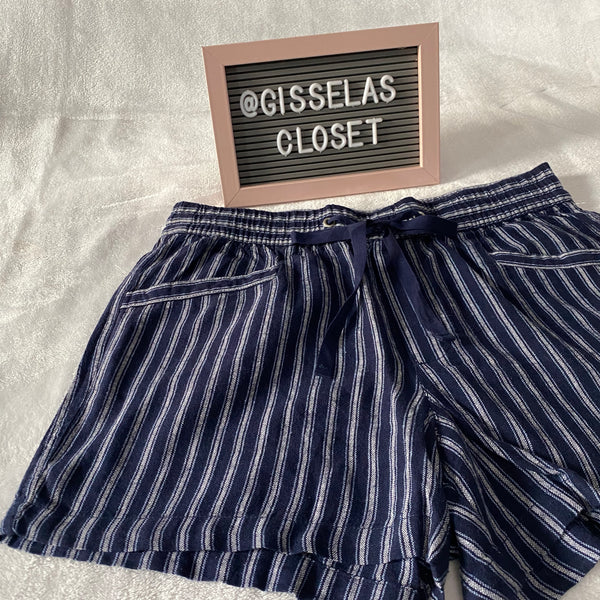 GAP Pull-On Shorts in Linen Cotton Small